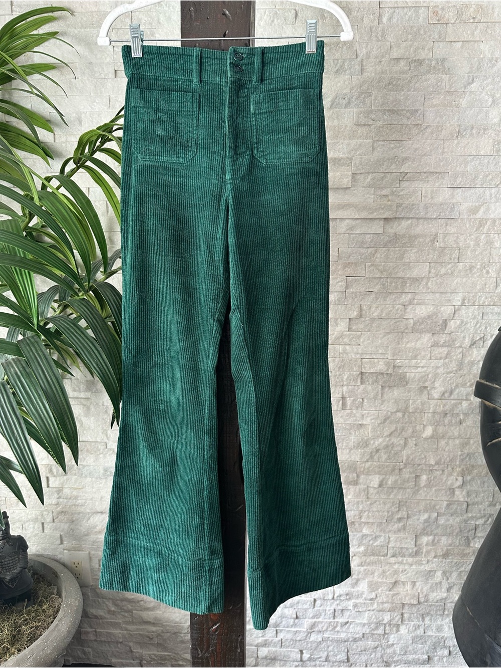 Faherty Green Corduroy Patch Pocket Flared Pants Size 26